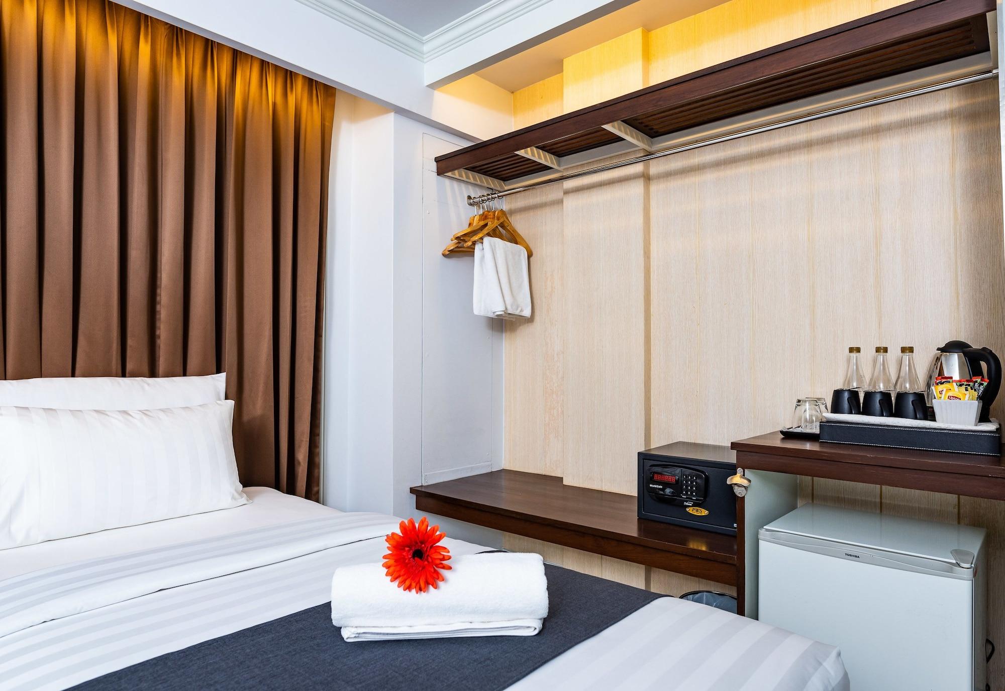 Dang Derm In The Park Khaosan Hotel Bangkok Luaran gambar
