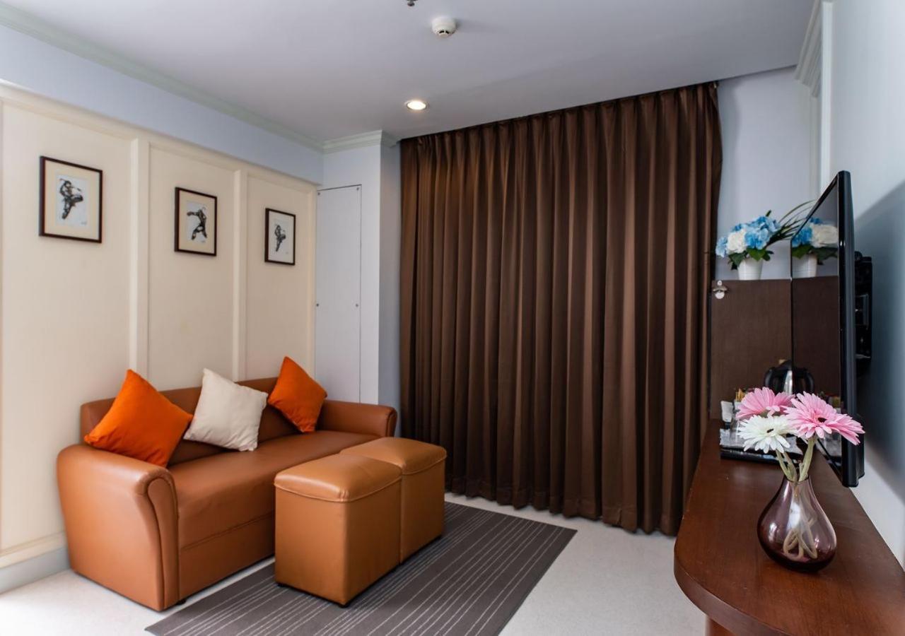 Dang Derm In The Park Khaosan Hotel Bangkok Luaran gambar